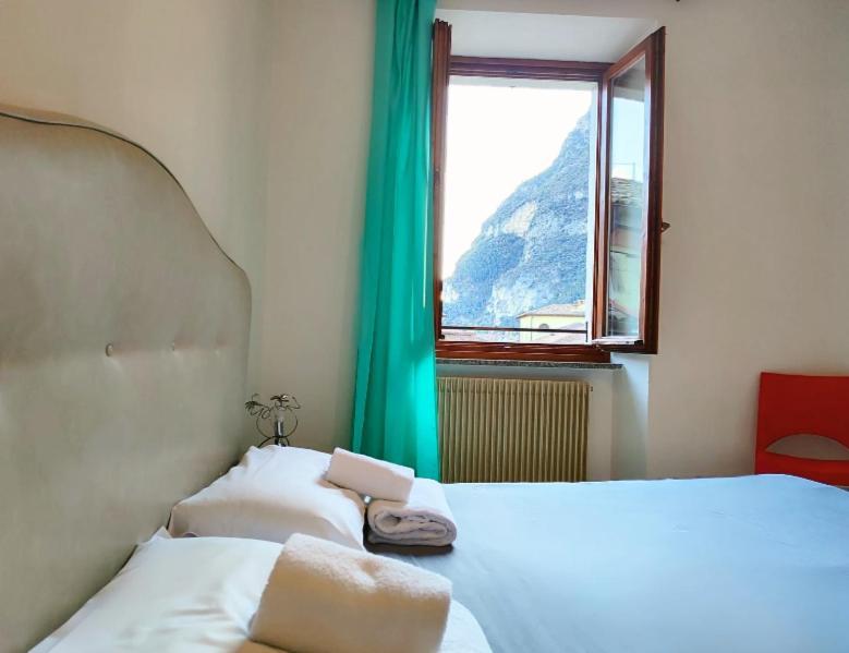 Family Retreat Apartment Riva del Garda Exterior photo