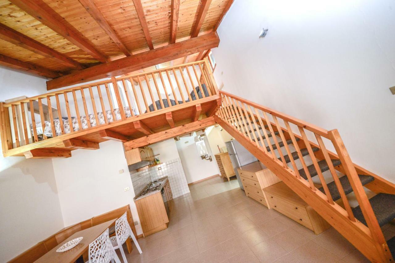 Family Retreat Apartment Riva del Garda Exterior photo