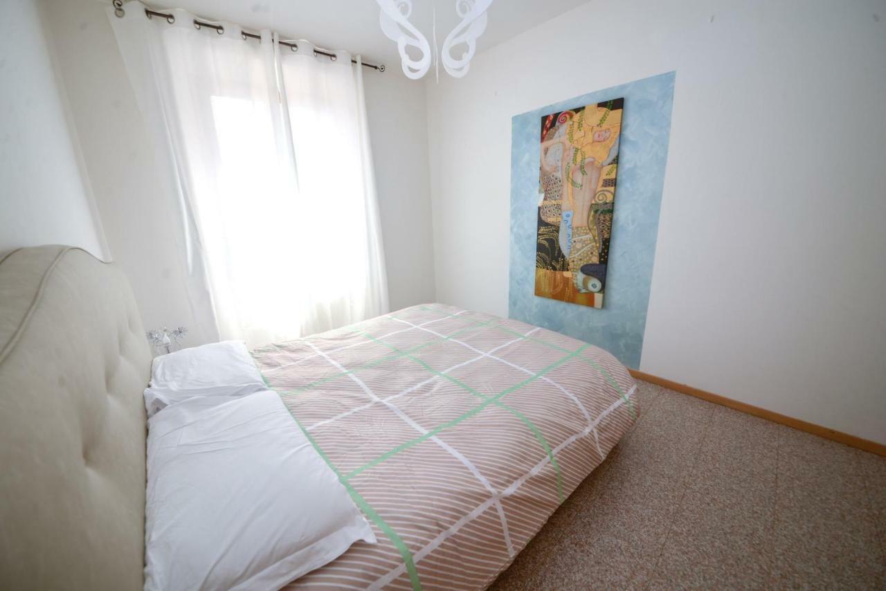 Family Retreat Apartment Riva del Garda Exterior photo