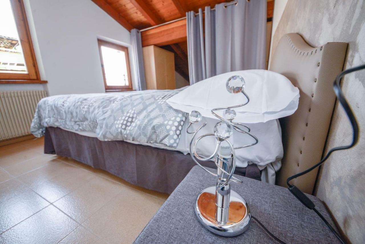 Family Retreat Apartment Riva del Garda Exterior photo