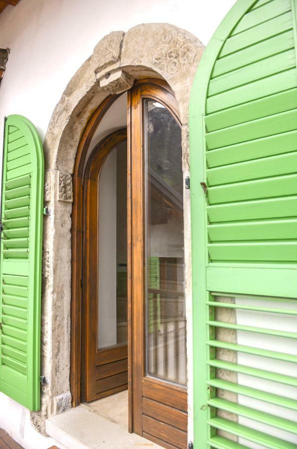 Family Retreat Apartment Riva del Garda Exterior photo