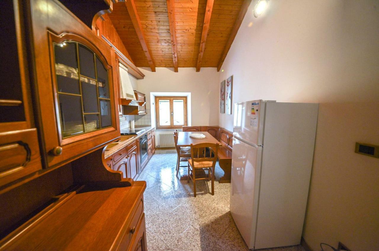Family Retreat Apartment Riva del Garda Exterior photo