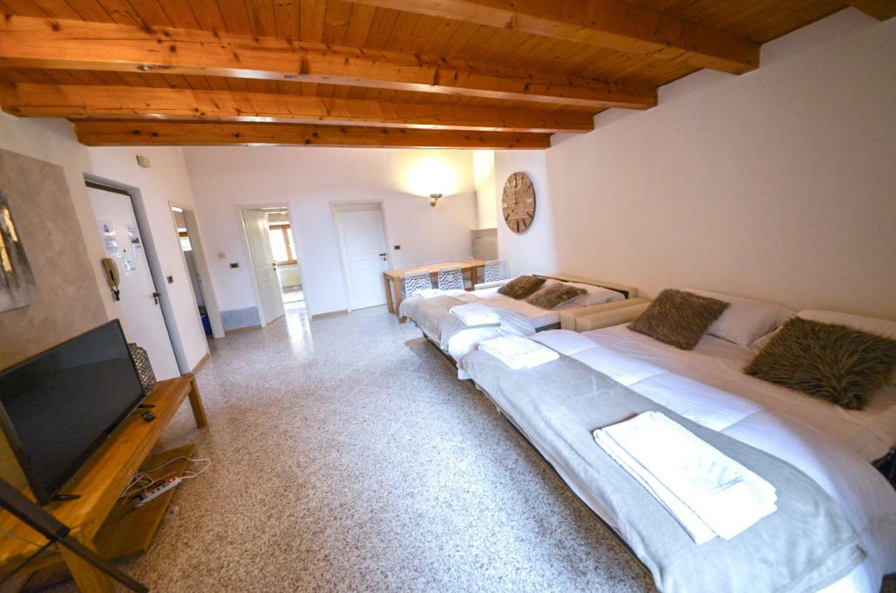 Family Retreat Apartment Riva del Garda Exterior photo